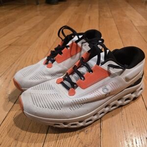 On Running Cloud On Cloudstratus 3 Women'ssoze 10.5
